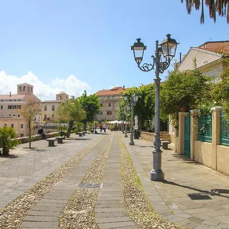 1 Bedroom Stunning In